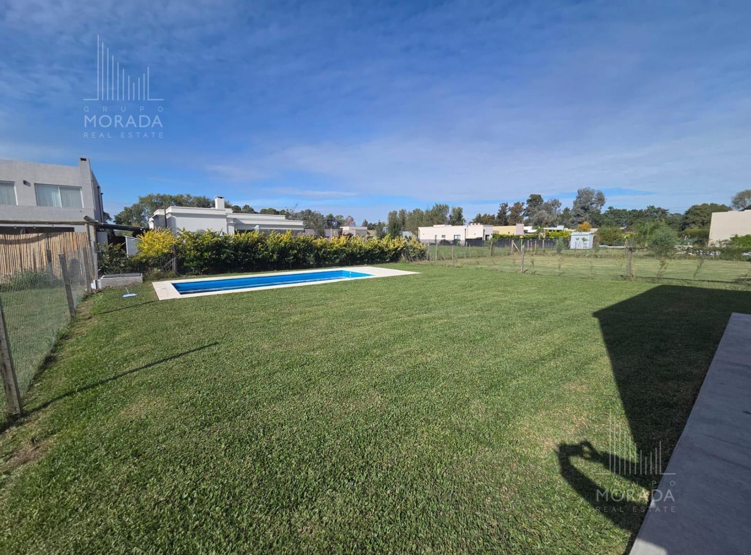 Foto de VENTA CASA PILAR CON PILETA, imagen 3