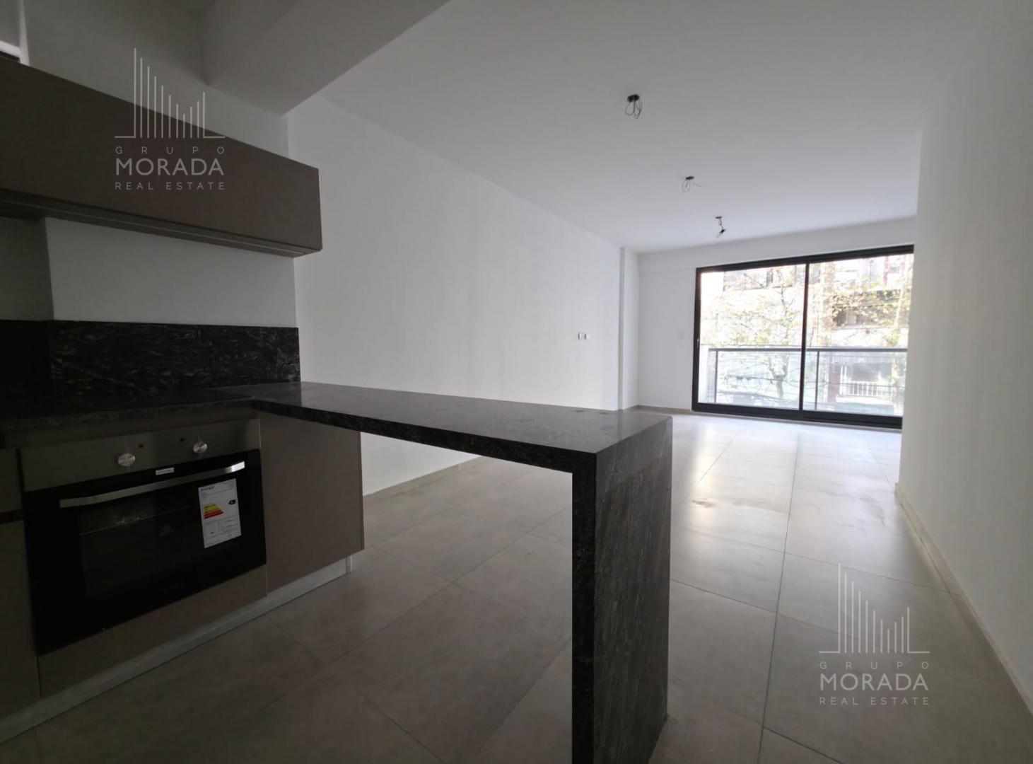 Foto de Departamento con balcon y pileta en Flores, imagen 2