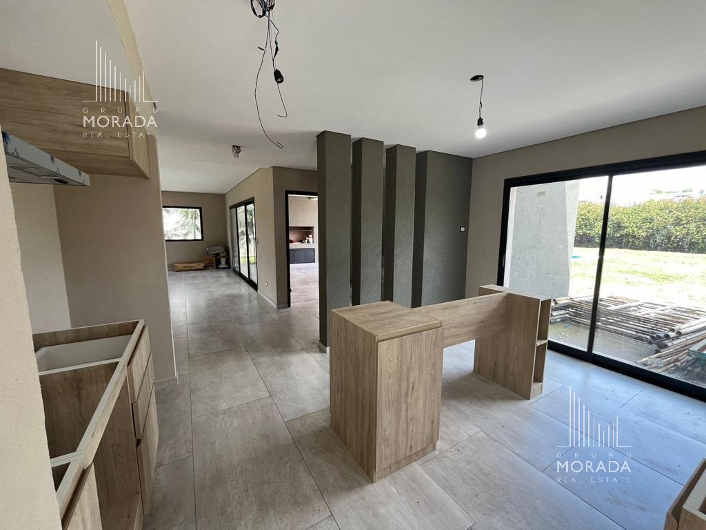 Foto de Venta casa 5 ambientes en barrio Santa Guadalupe Pilar, imagen 4