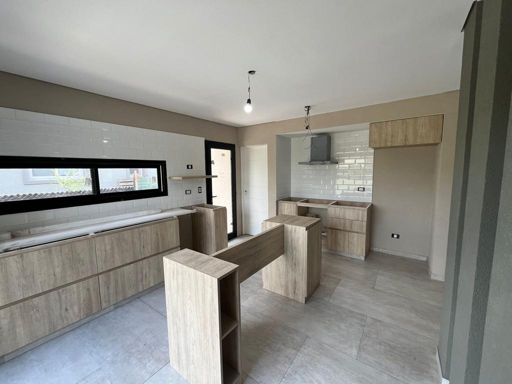 Foto de Venta casa 5 ambientes en barrio Santa Guadalupe Pilar, imagen 5