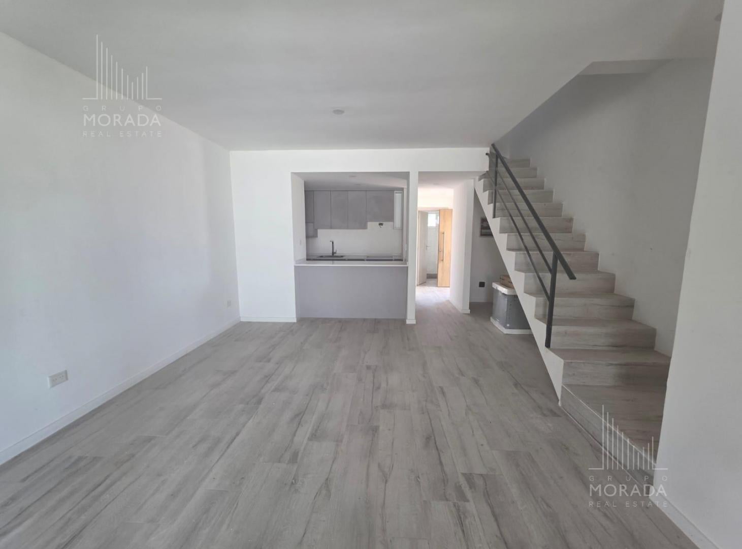 Foto de VENTA CASA DE 4 AMBIENTES CON PARQUE CHIC VILLAGE, imagen 3