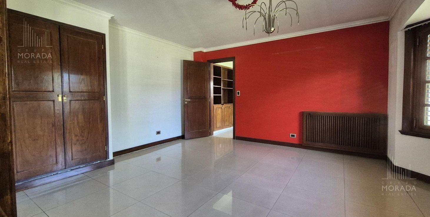 Foto de venta casa 5 ambientes en Villa Morra I, Pilar, imagen 2