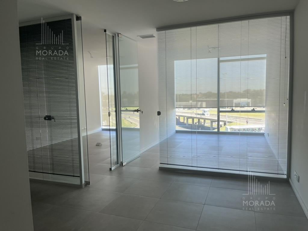 Foto de Oficina en Venta en Meriadiano Pilar, imagen 1