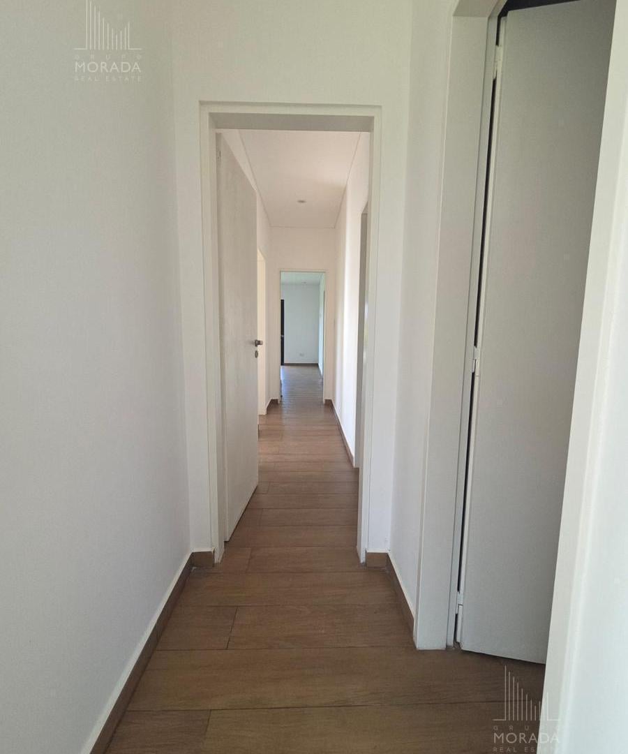 Foto de VENTA CASA PILAR CON PILETA, imagen 2