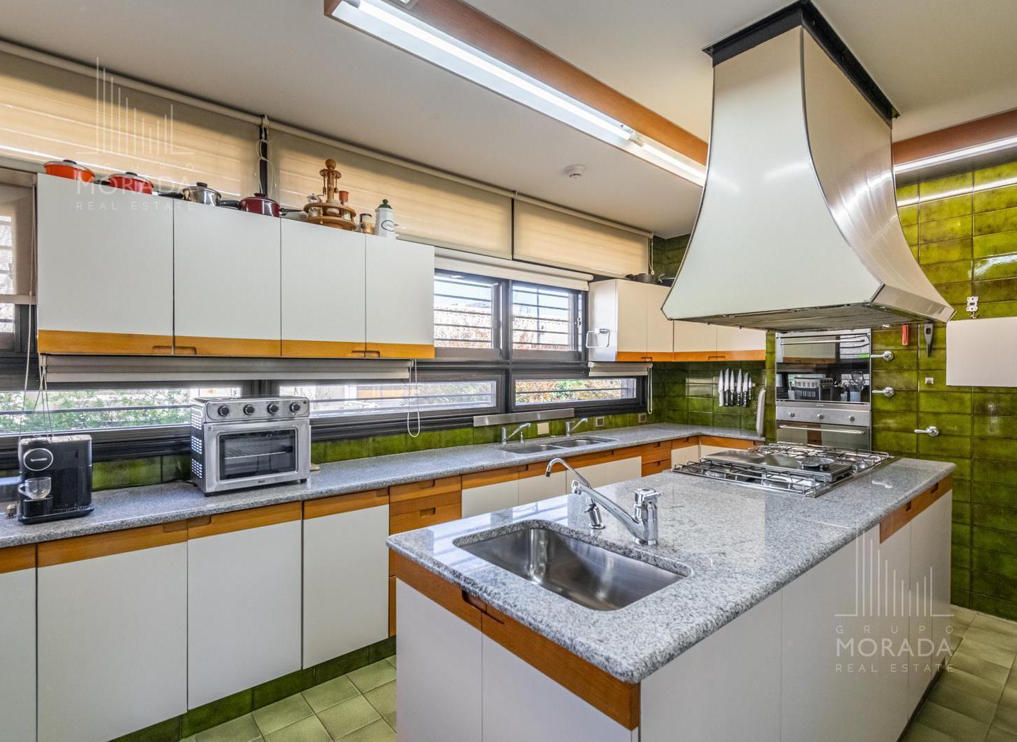 Foto de Casa en venta de 7 ambientes, 3 cocheras en Belgrano R. Opcion compra, imagen 5