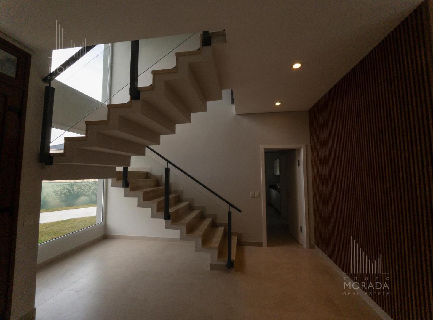 Foto de Casa en venta 8 ambientes en barrio cerrado Neuquen, imagen 5