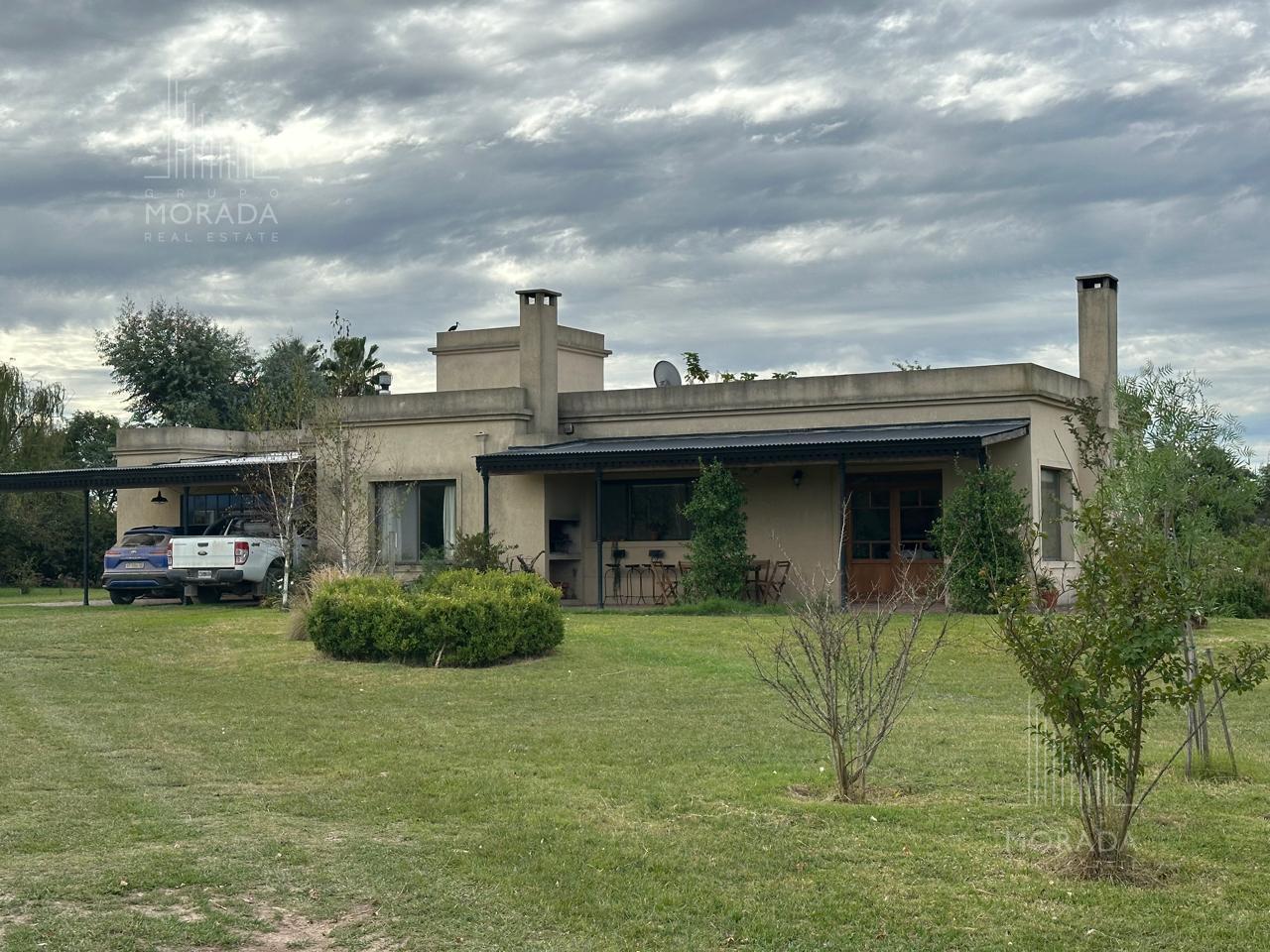 Foto de Venta Chacra excelente calidad constructiva Vista abierta al campo, imagen 1