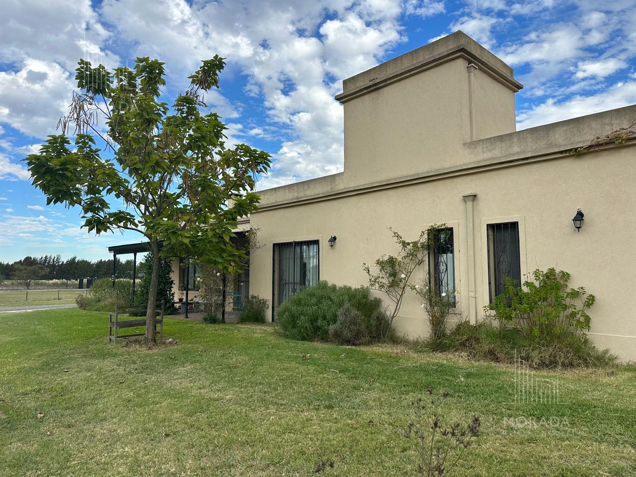 Foto de Venta Chacra excelente calidad constructiva Vista abierta al campo, imagen 3