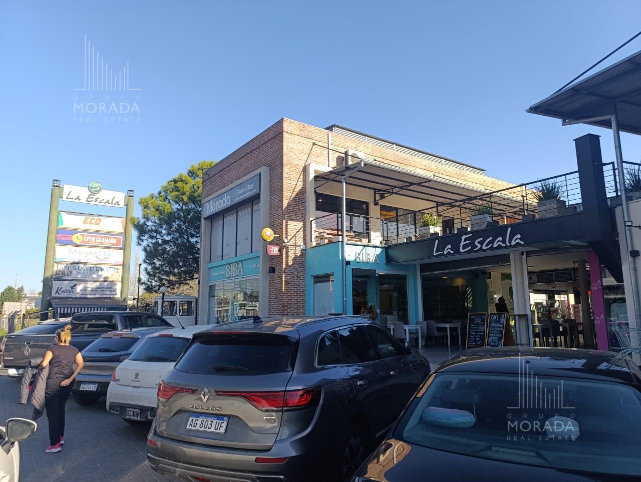 Foto de Local en venta con Renta, Centro Comercial La Escala, Caamaño, imagen 2