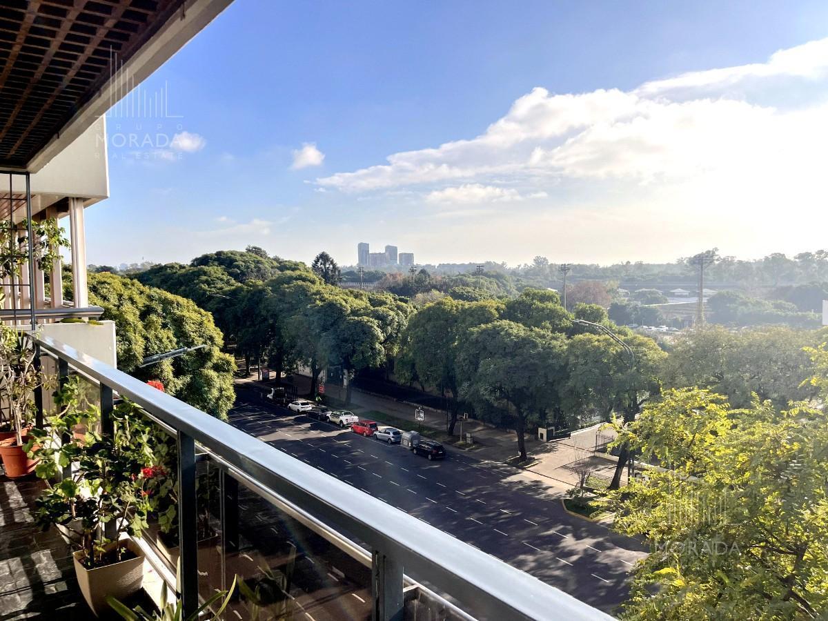 Foto de Departamento 4 ambientes en venta en Av. Libertador cochera, vig 24 hs, imagen 1