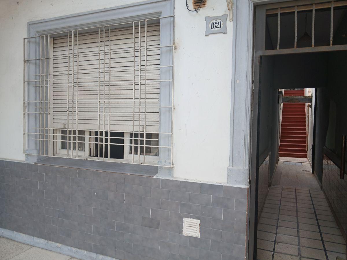 PH EN BARRIO NAÓN (A REFACCIONAR) - Venta