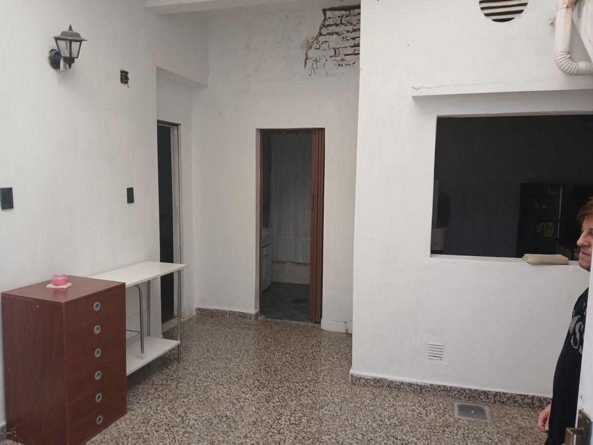 Foto de PH EN BARRIO NAÓN (A REFACCIONAR) - Venta, imagen 5