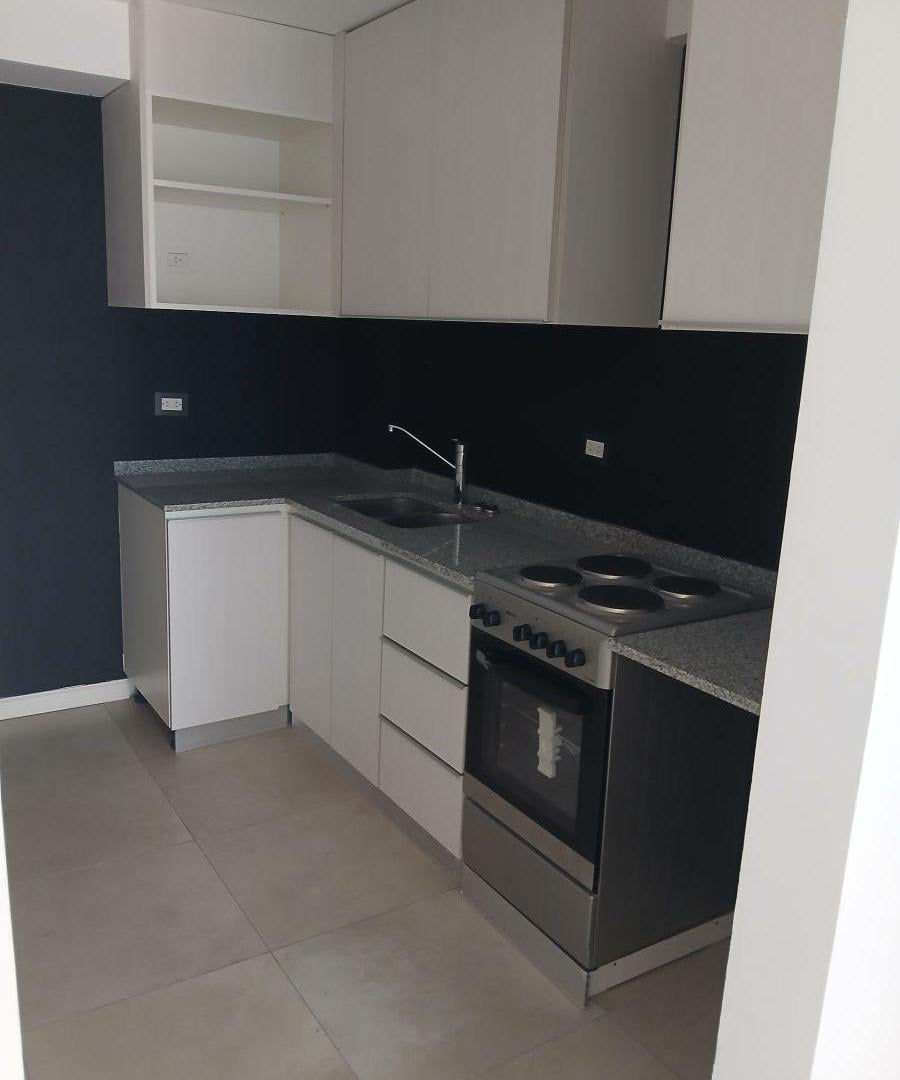 HERMOSO 2 AMBIENTES -*SOLO APTO PROFESIONAL*-