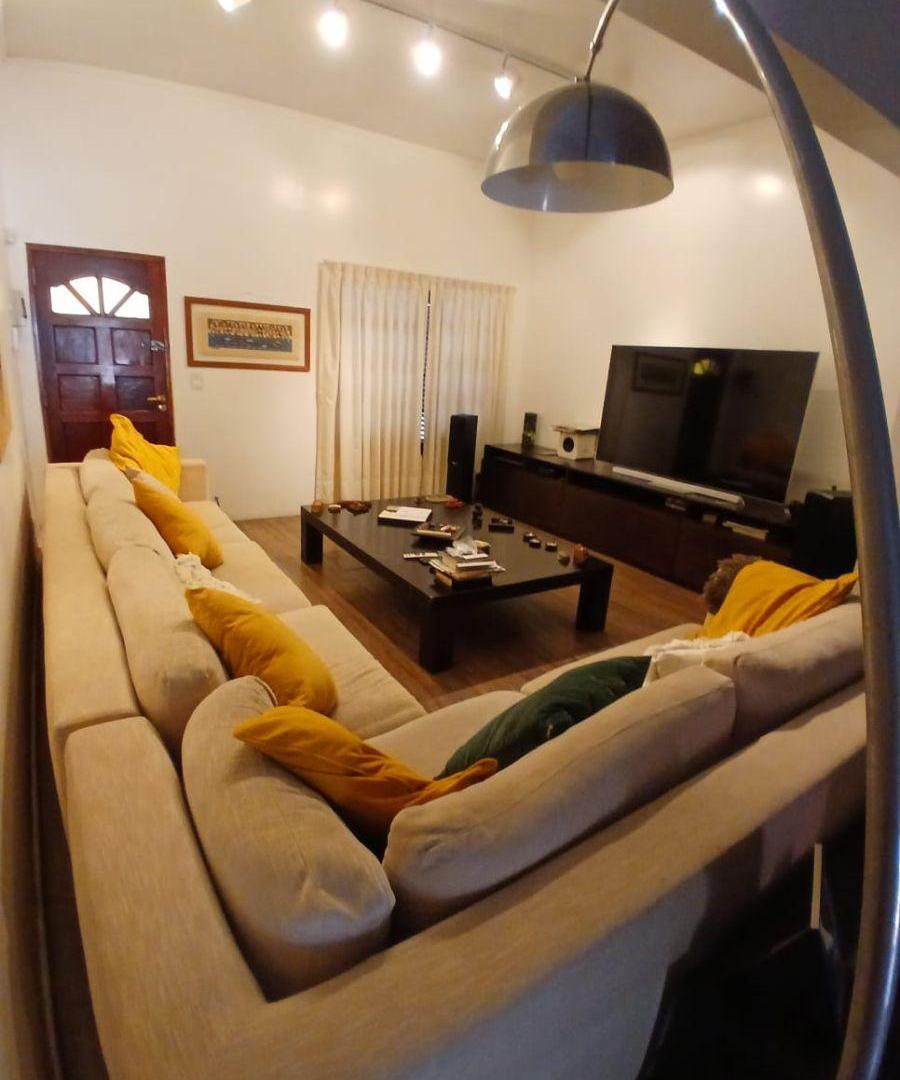 Foto de Hermoso CHALET C/FONDO Y PILETA - VENTA - Mataderos, imagen 5