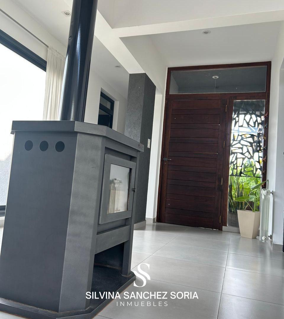 CASA 5 AMBIENTES EN VENTA, BARRIO PRIVADO MATISSE, LOS CARDALES