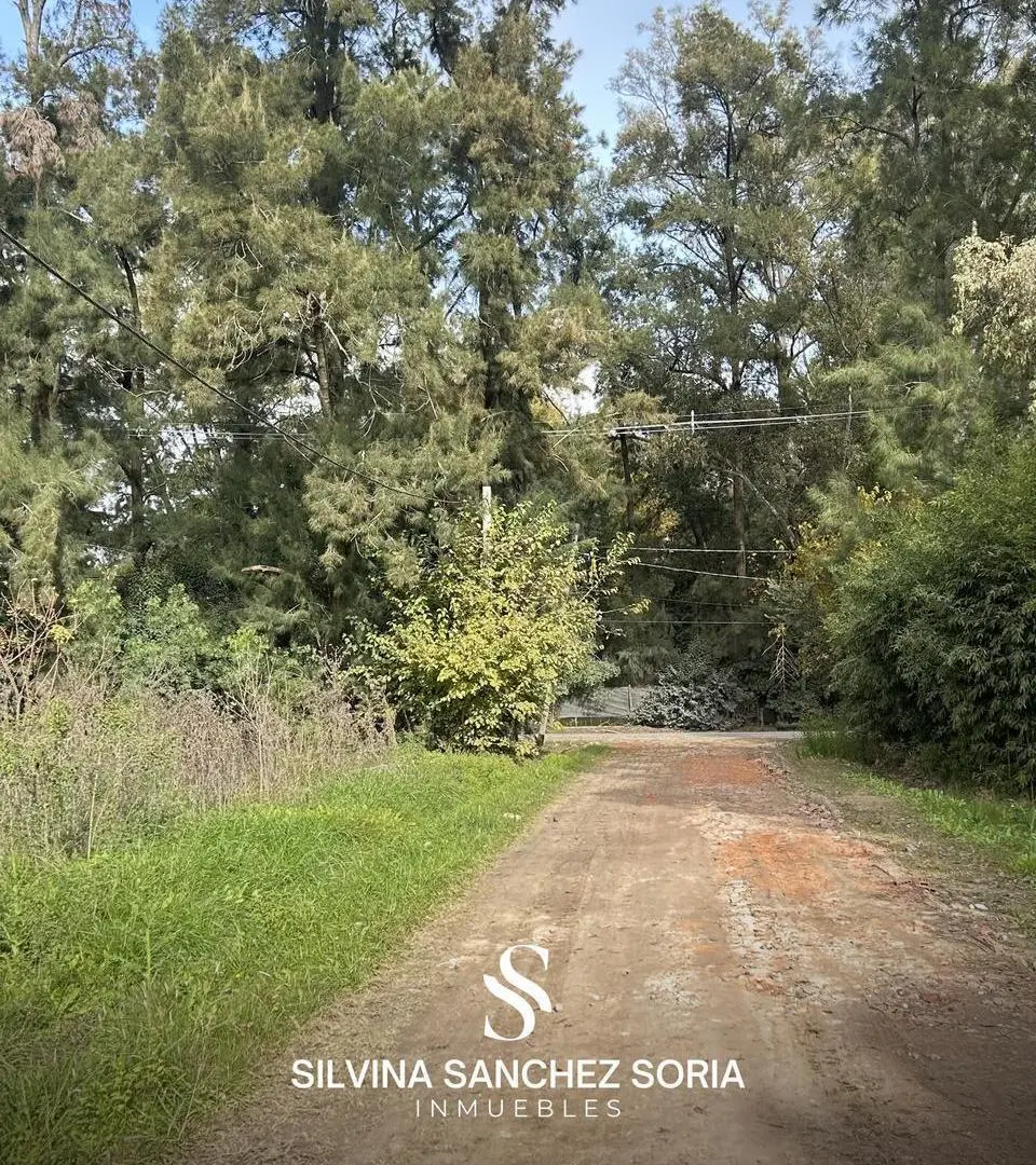 TERRENO EN VENTA DE 2700 EN PARQUE NATURA, LOS CARDALES 8