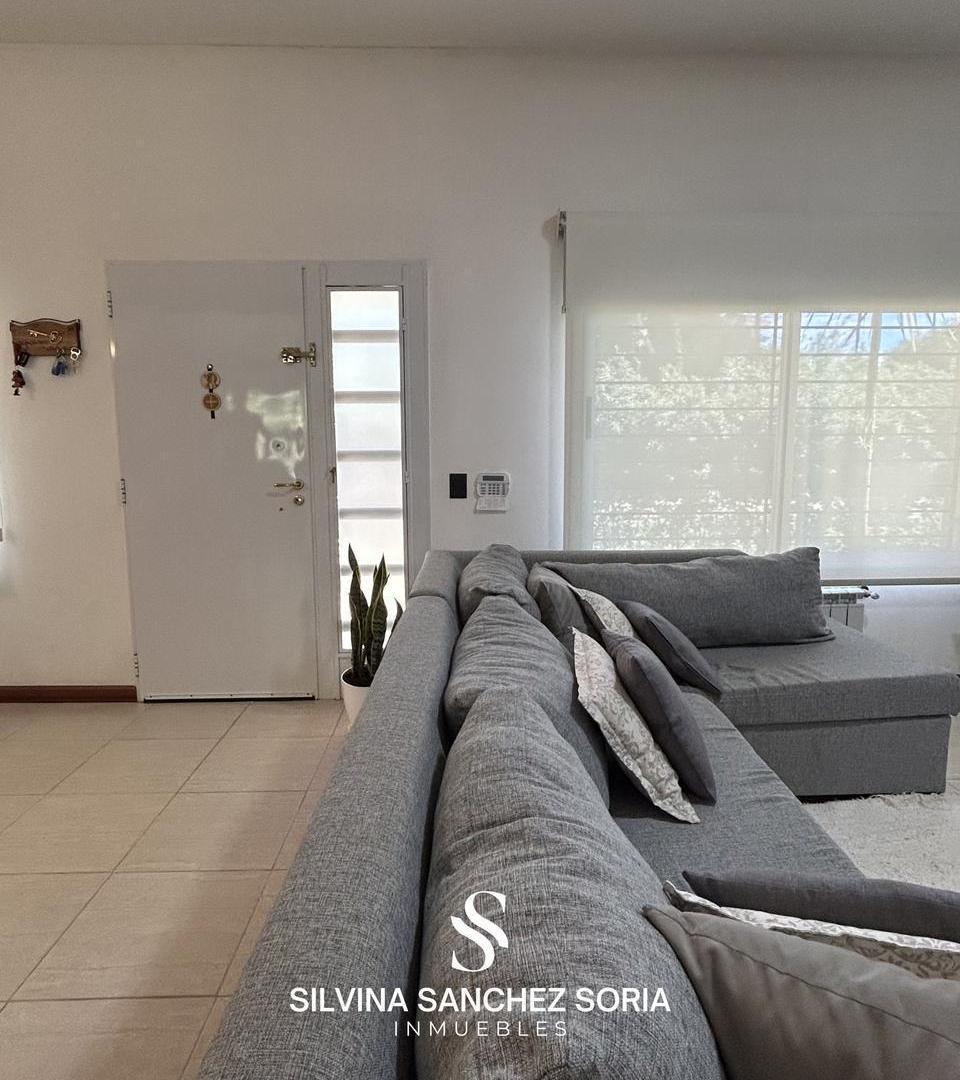 Foto de CASA EN ALQUILER 4 AMBIENTES EN BARRIO PARQUE NATURA LOS CARDALES, imagen 2
