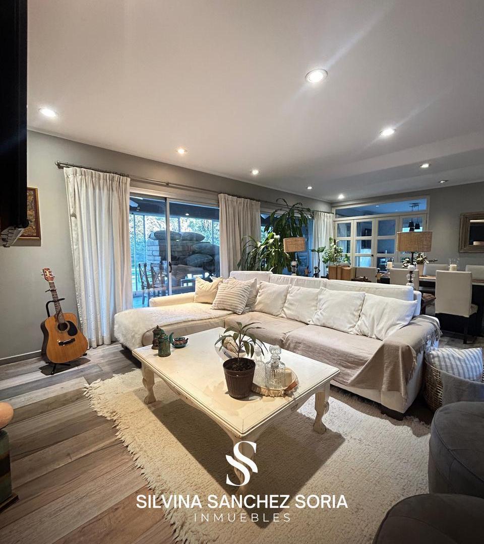Foto de CASA 6 AMBIENTES EN VENTA, BARRIO LOS MIRASOLES, PILAR, imagen 2