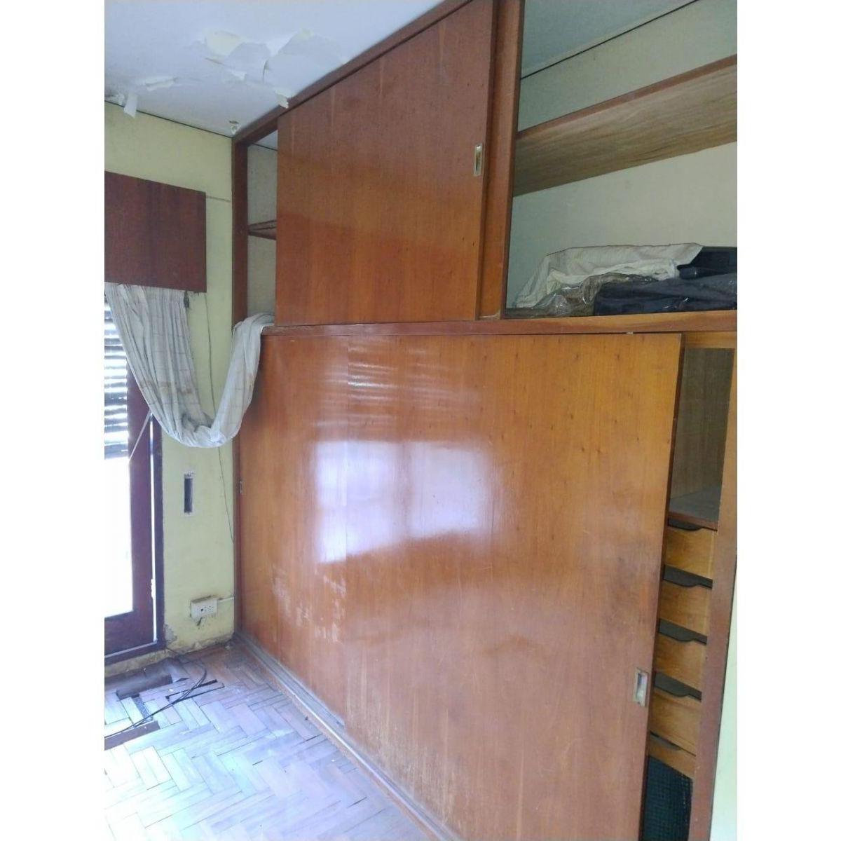Casa con Cochera Mas Galpon y 4 Dorm. 3