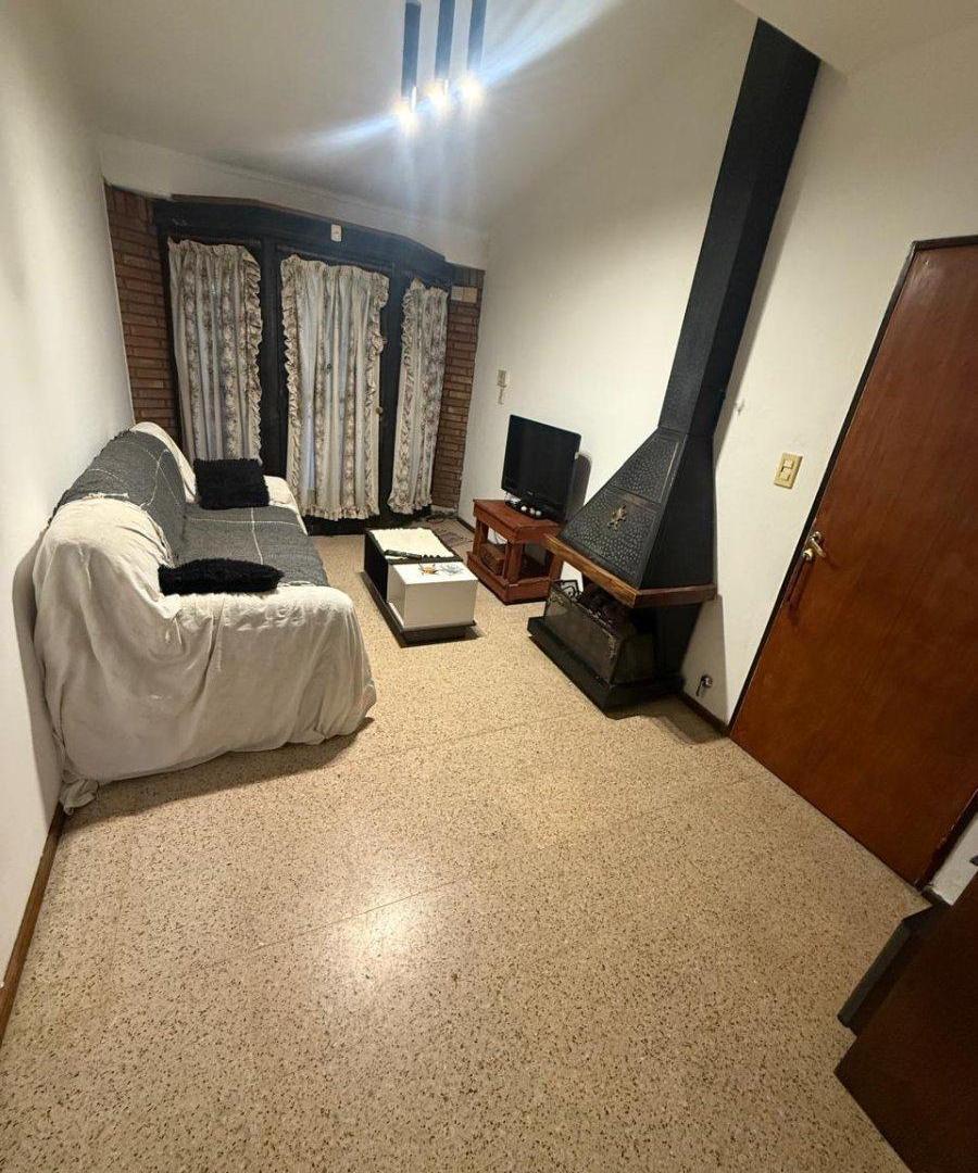 Casa en Alberdi Agüero 3800