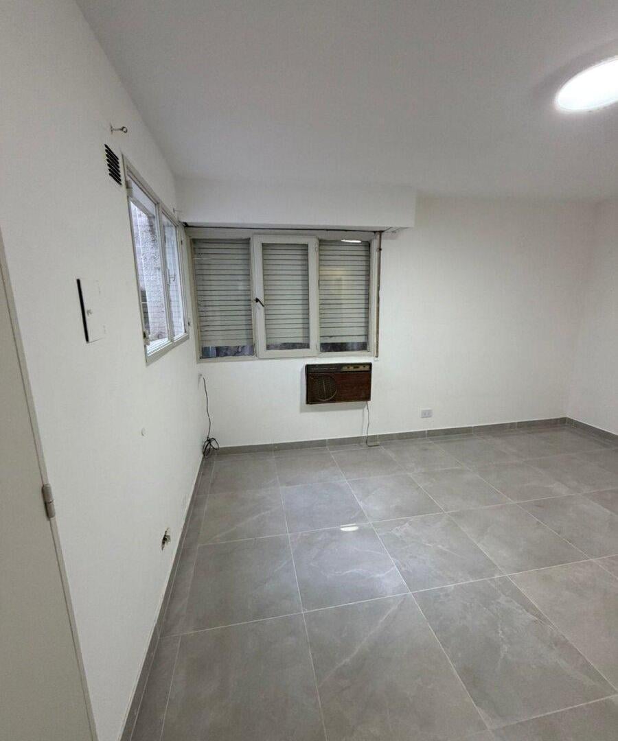 Foto de VENTA DEPARTAMENTO 1 DORMITORIO CON PATIO, imagen 2