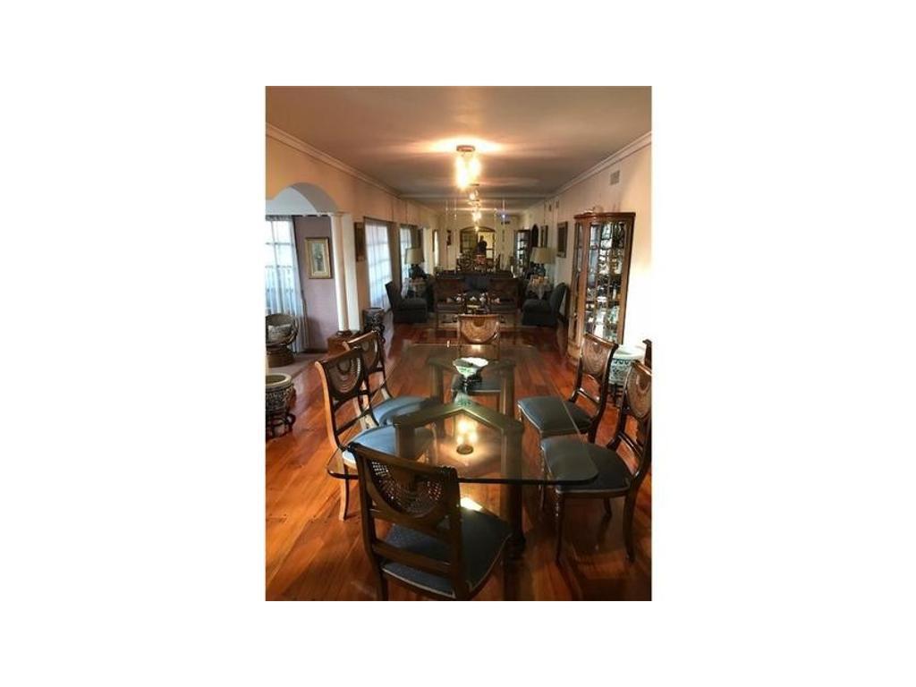 Oportunidad Excelente Piso de Categoría en Caballito con Tres Cocheras 4
