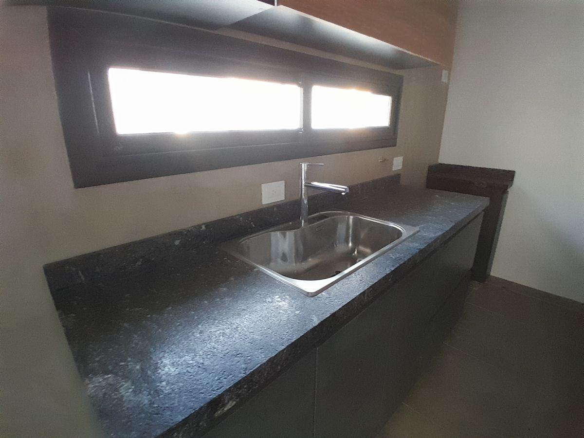 Foto de DUPLEX DE 2 DORMITORIOS EN HOUSING CUESTA COLORADA DE CATEGORIA!!!!, imagen 4