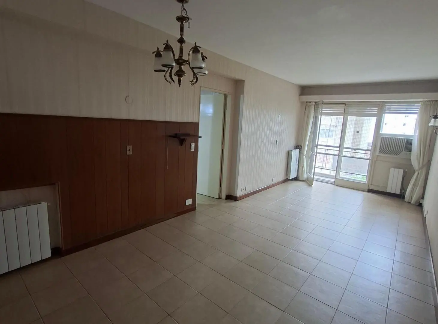 Departamento céntrico con 3/4 dormitorios con cochera en venta en Rosario 1
