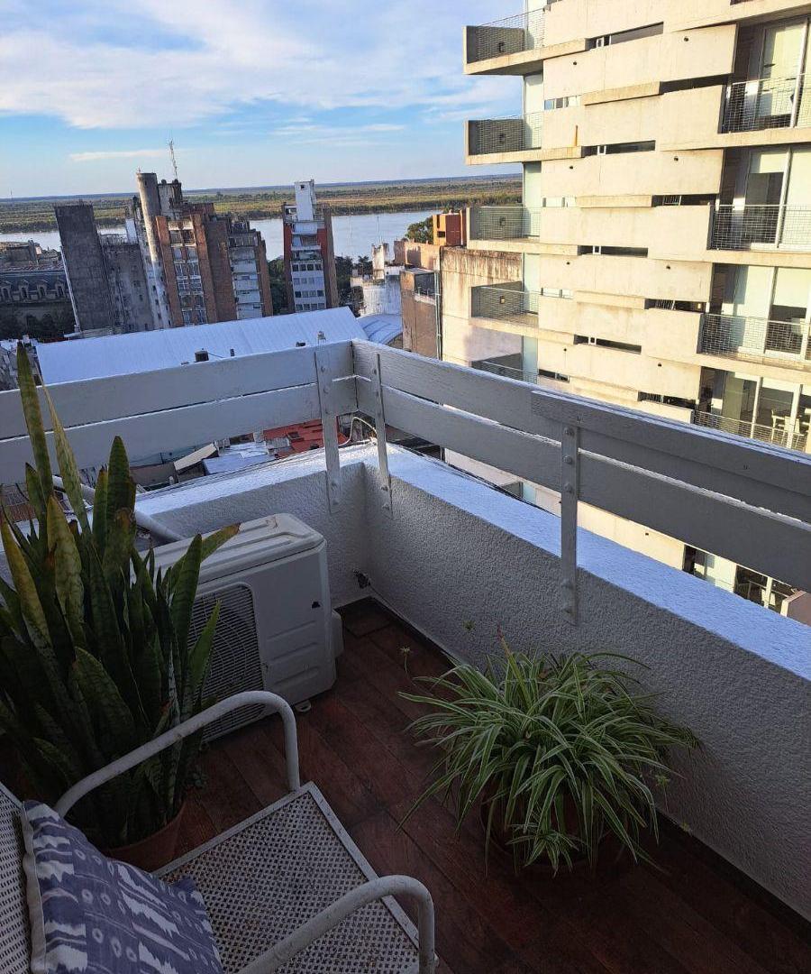 Foto de departamento con vista lateral al río. centrico, imagen 3