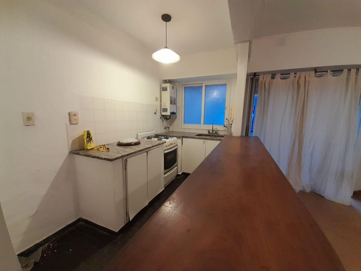 Foto de Departamento de 50 m² con 1 dormitorio en alquiler en La Plata, imagen 5