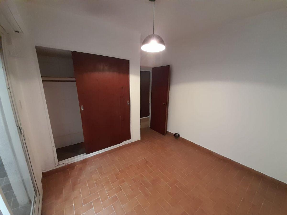 Foto de Departamento de 50 m² con 1 dormitorio en alquiler en La Plata, imagen 4
