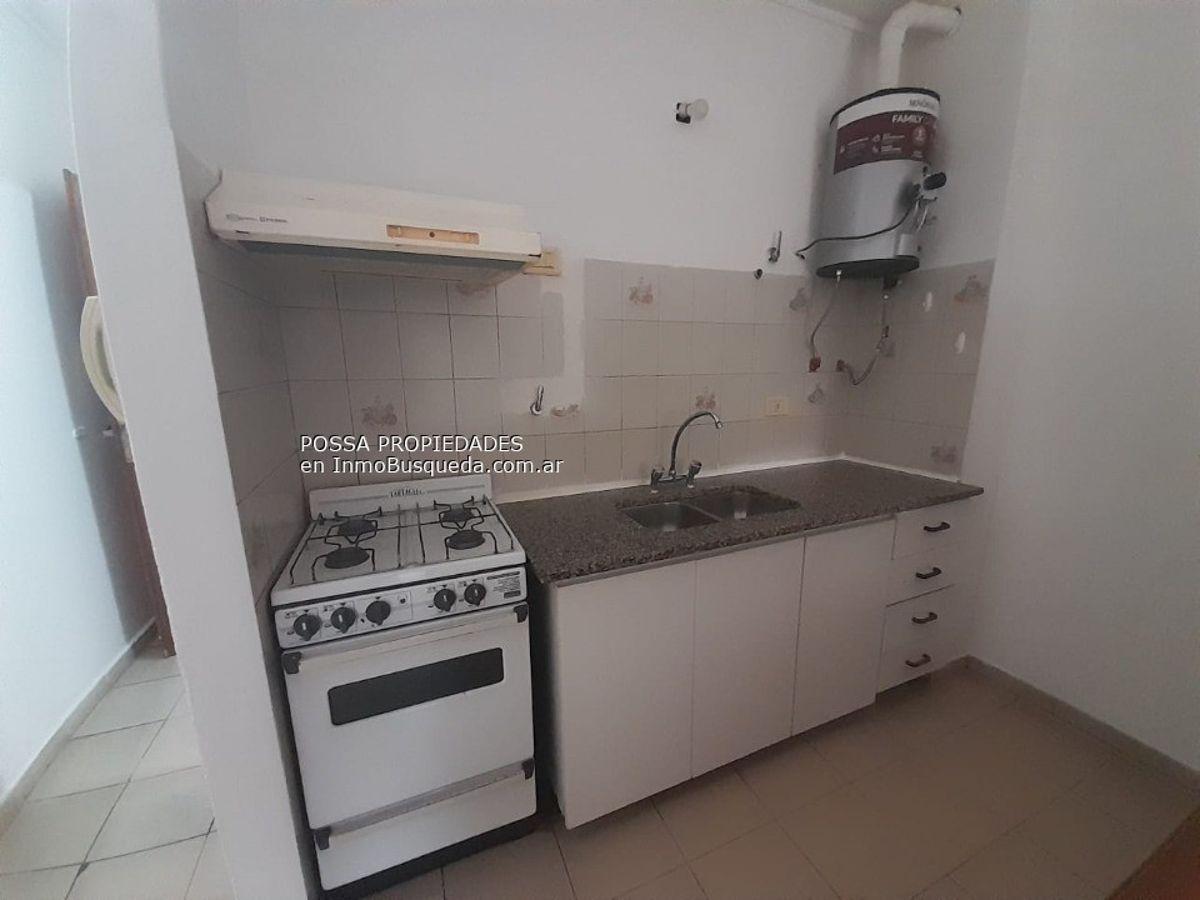 Foto de Departamento de 30 m² con 1 ambiente en venta en La Plata, imagen 2