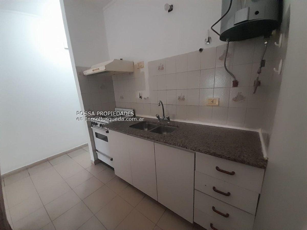 Foto de Departamento de 30 m² con 1 ambiente en venta en La Plata, imagen 3
