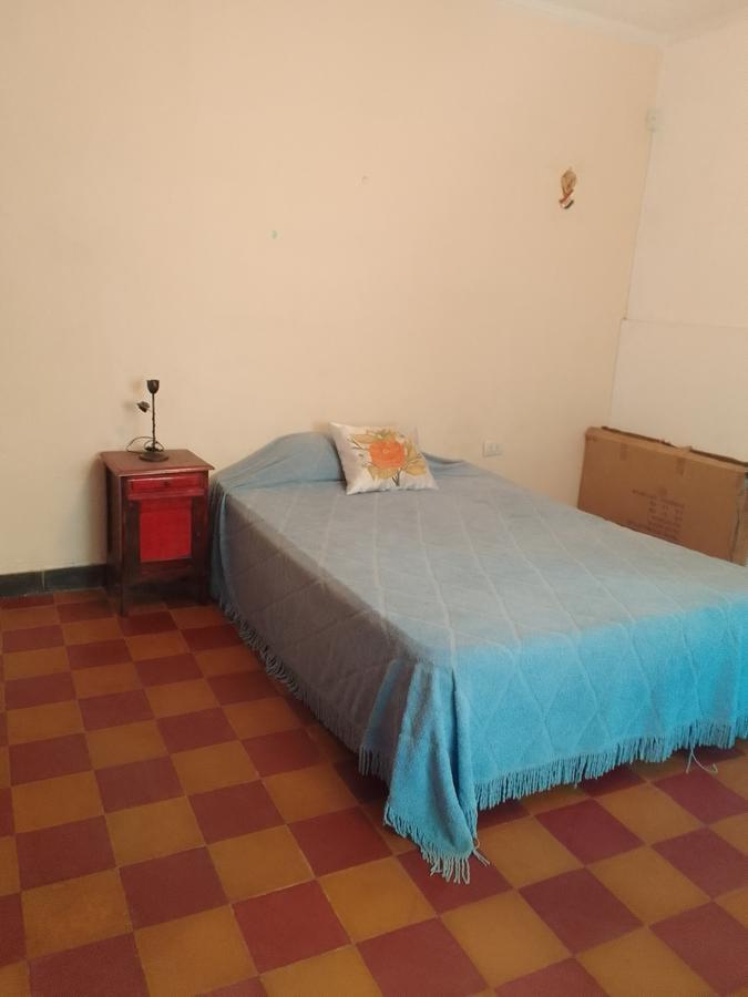 Amplio Inmueble Desarrollado en Dos Plantas 3