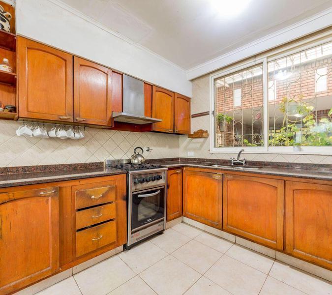 Venta Casa 5 Dorm., Cochera, Quincho y Pileta en Fisherton, Rosario. 1