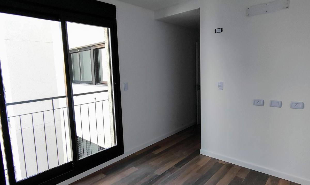 Piso Esclusivo 3 Dorm. con Pileta, Quincho, Frente Parque Independencia - Abasto 3