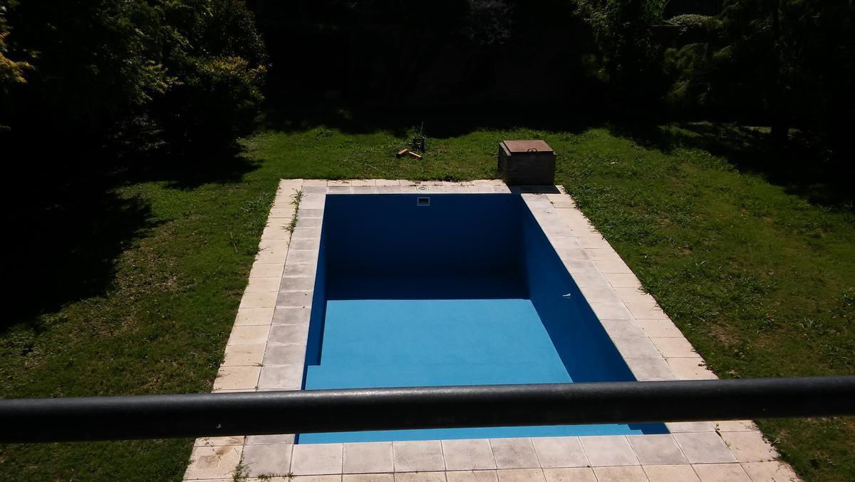 Venta de Casa de 4 Dorm. en El Barrio Fisherton 5