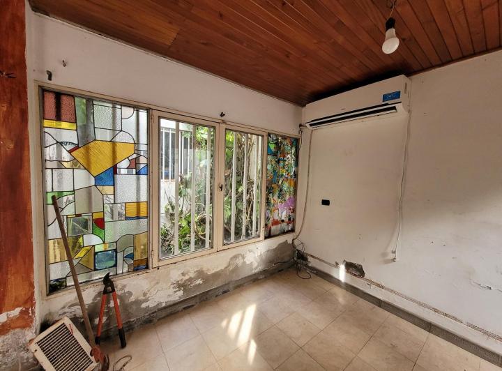 Casa para Remodelar en ABASTO 222 m2 Cub. Oportunidad, 7 Ambientes, Cochera Jardín 4