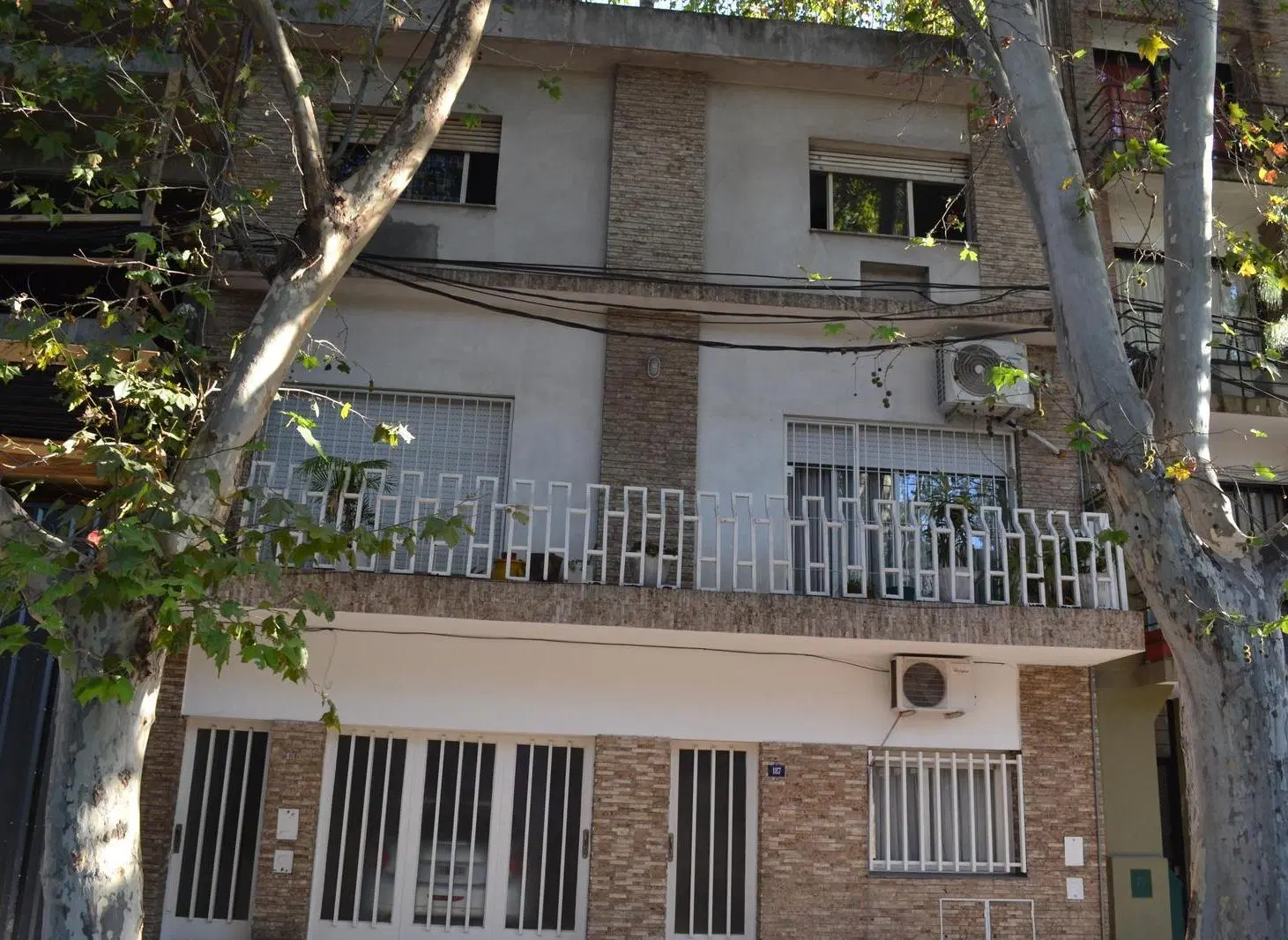 Dto. en Alquiler 2º Piso Escalera - 2 dormitorios, terraza y sin expensas – en Rep. de la Sexta 2