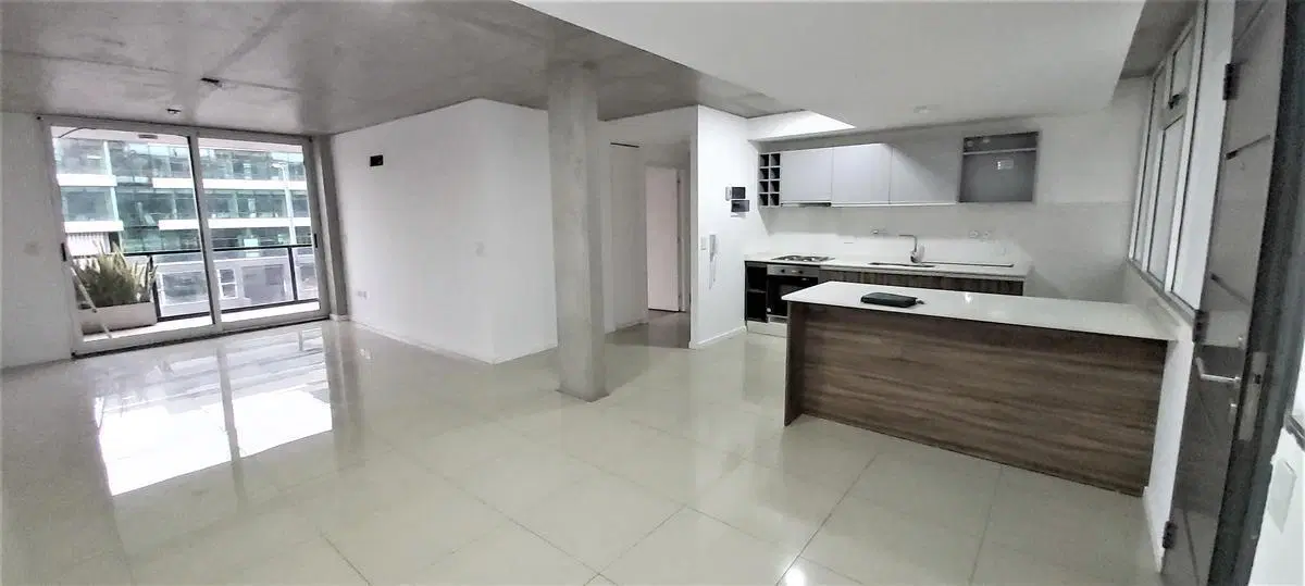 Venta Departamento 3 dormitorios cochera doble, baulera. Pileta - Fisherton 3