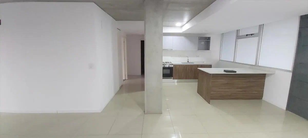 Venta Departamento 3 dormitorios cochera doble, baulera. Pileta - Fisherton 2
