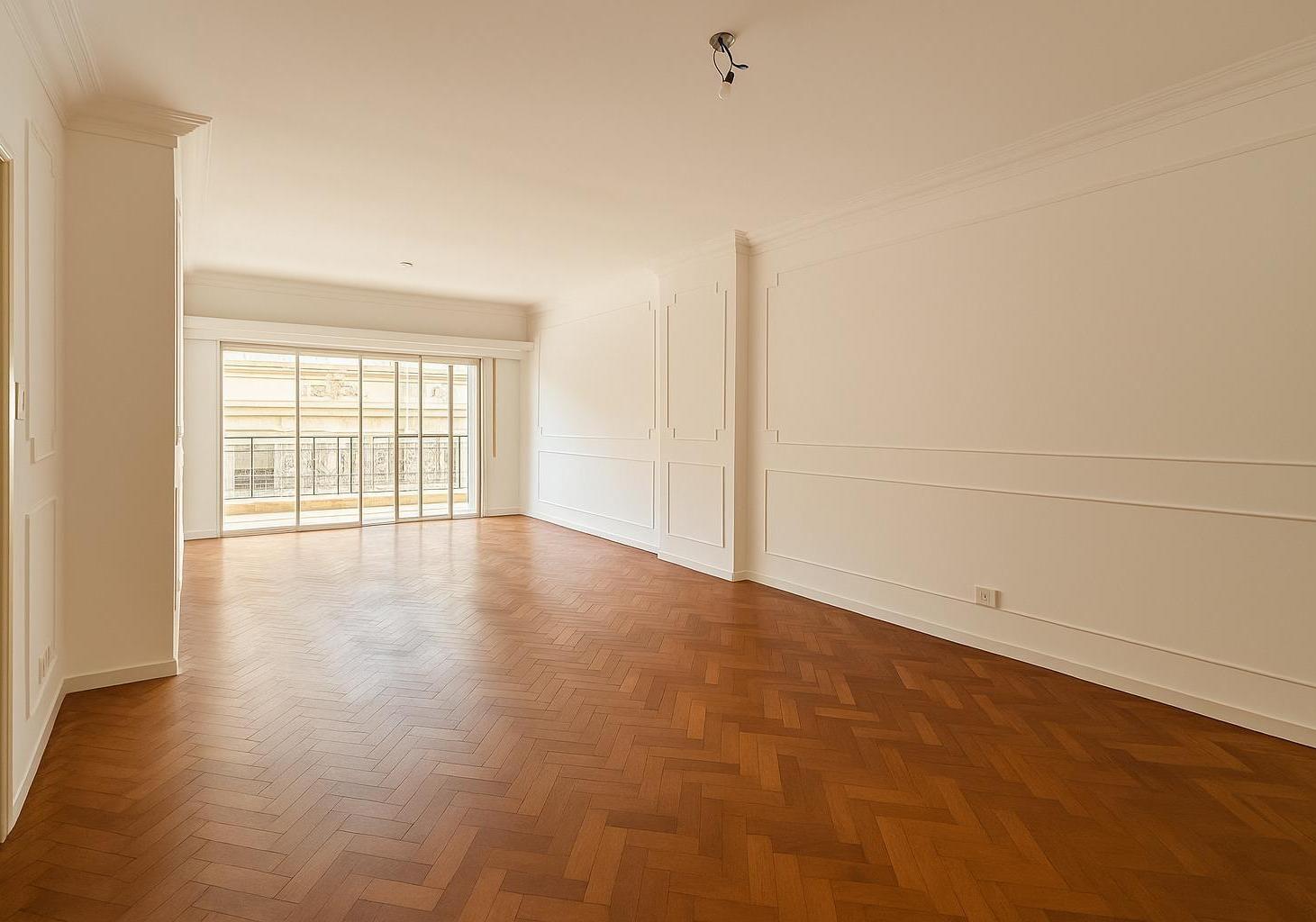 VENTA/PERMUTA Departamento 4 dormitorios al frente, con cochera, zona rio Centro Rosario