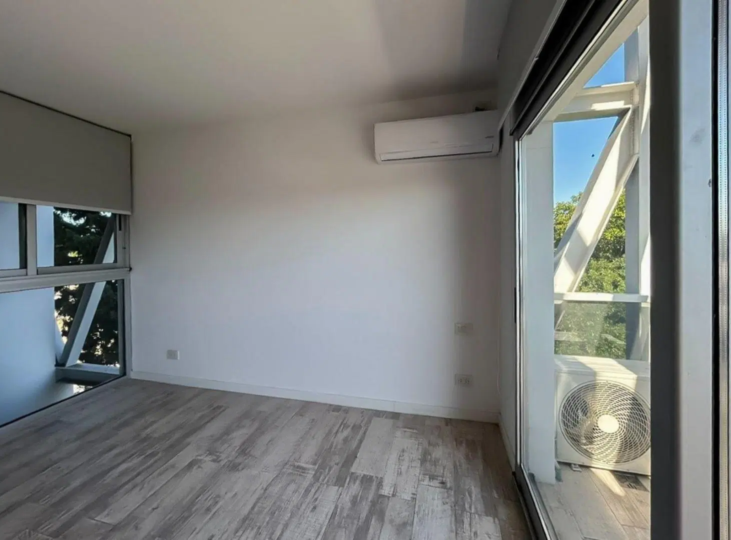 Departamento monoambiente divisible a la venta - Luis Agote - A estrenar 3