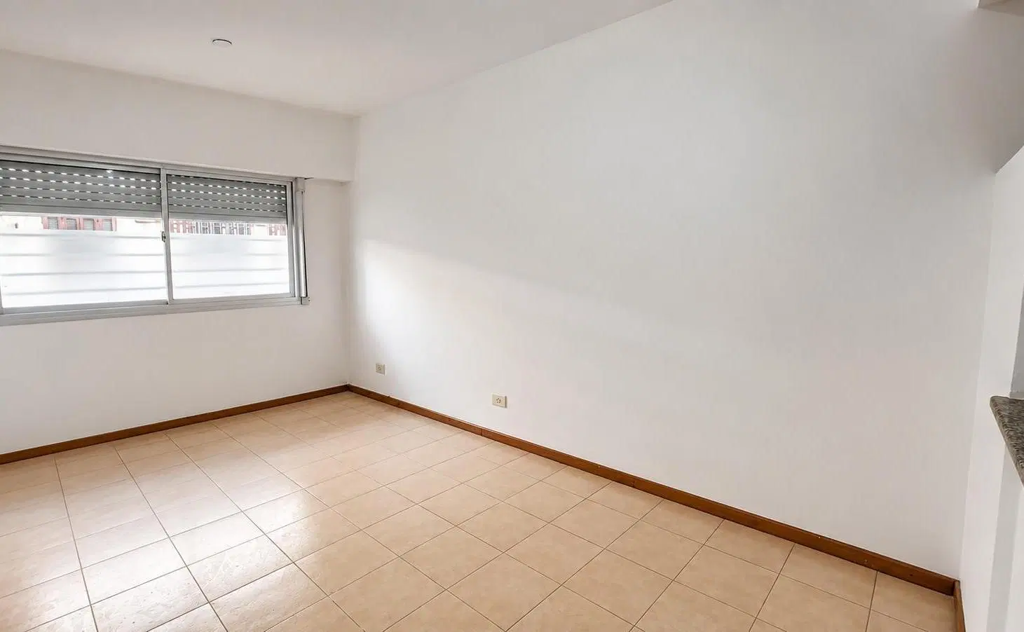 Departamento 1 Dormitorio con Patio en Alquiler zona Medicina 4
