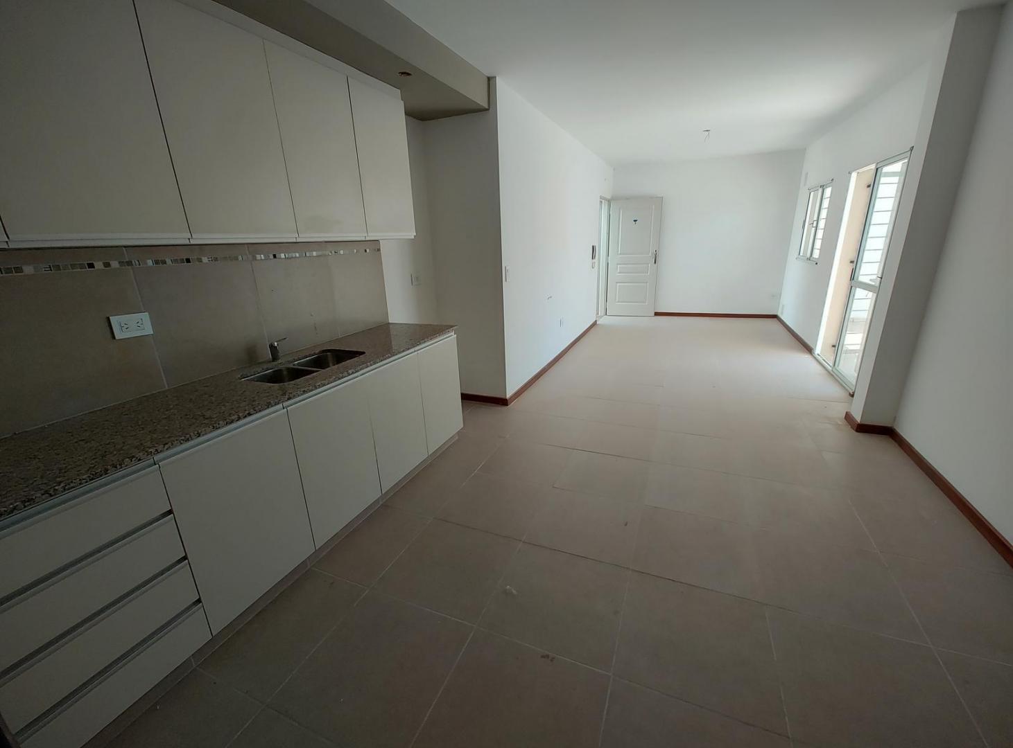 Foto de Venta Dto. 2 dormitorios con patio propio y cochera opcional – A, imagen 4