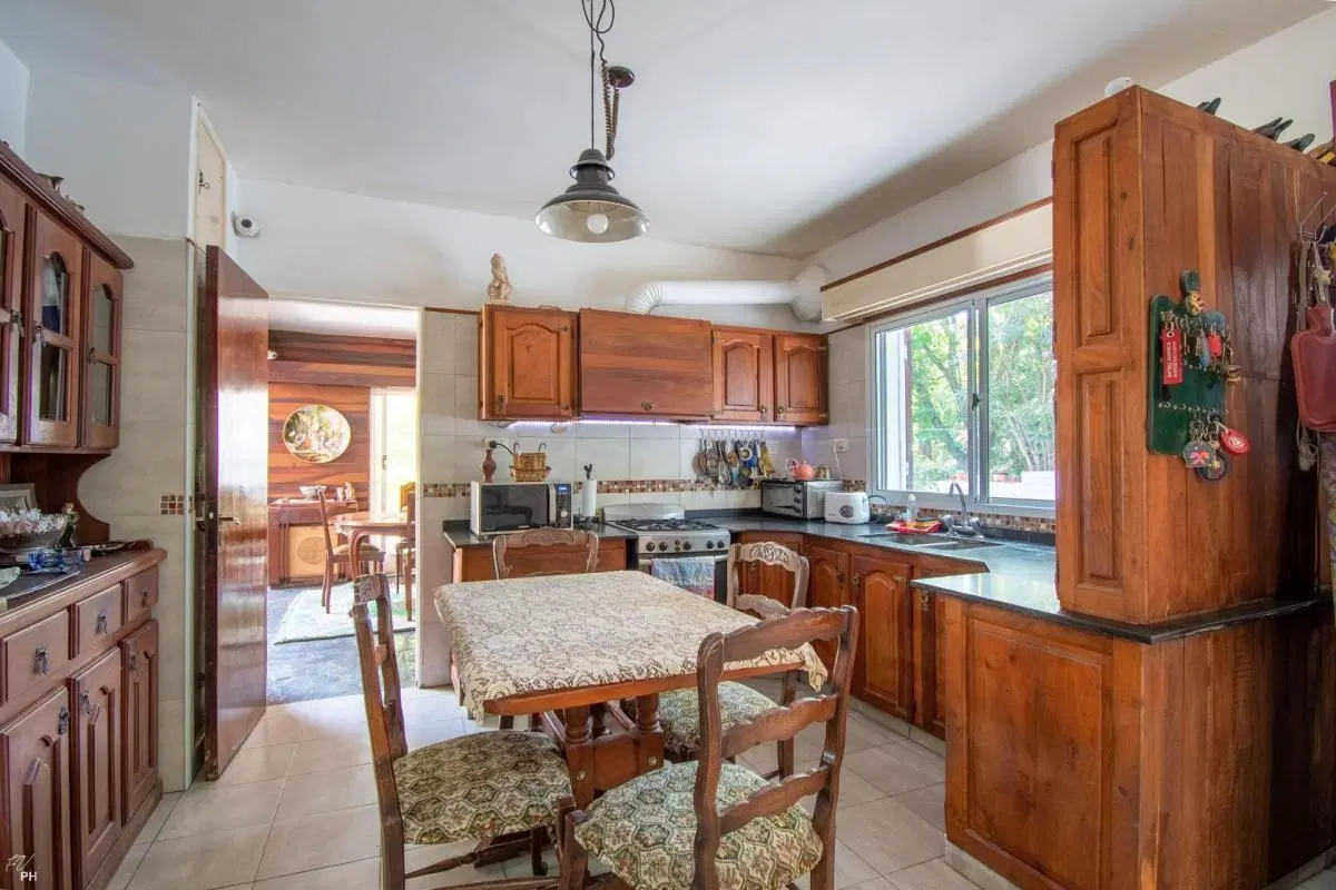 Cotos de la Alameda. Casa VENTA O PERMUTA. Ideal para emprendimientos comerciales. 2