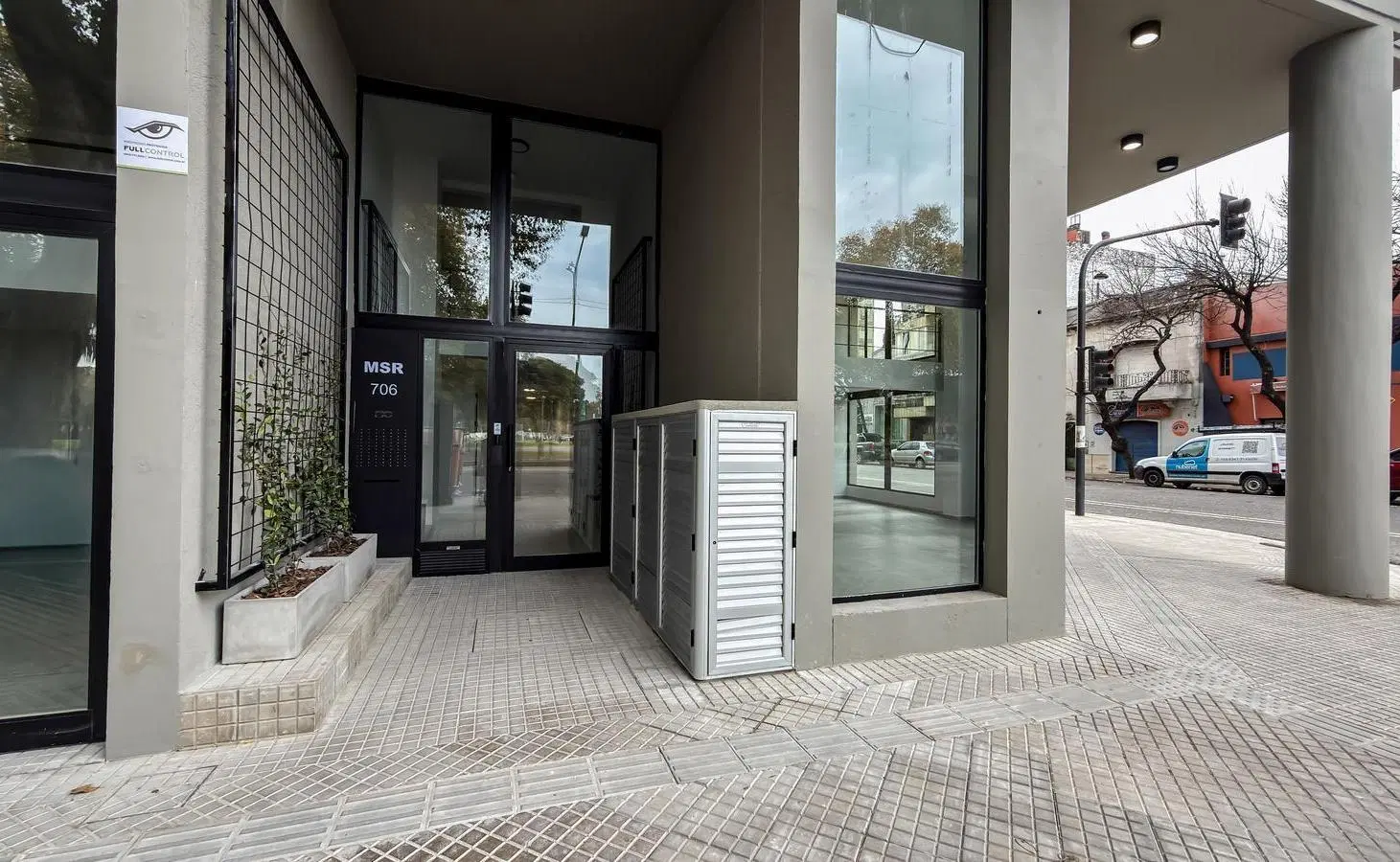 VENTA Departamento a estrenar de un dormitorio al frente, con balcón corrido 3