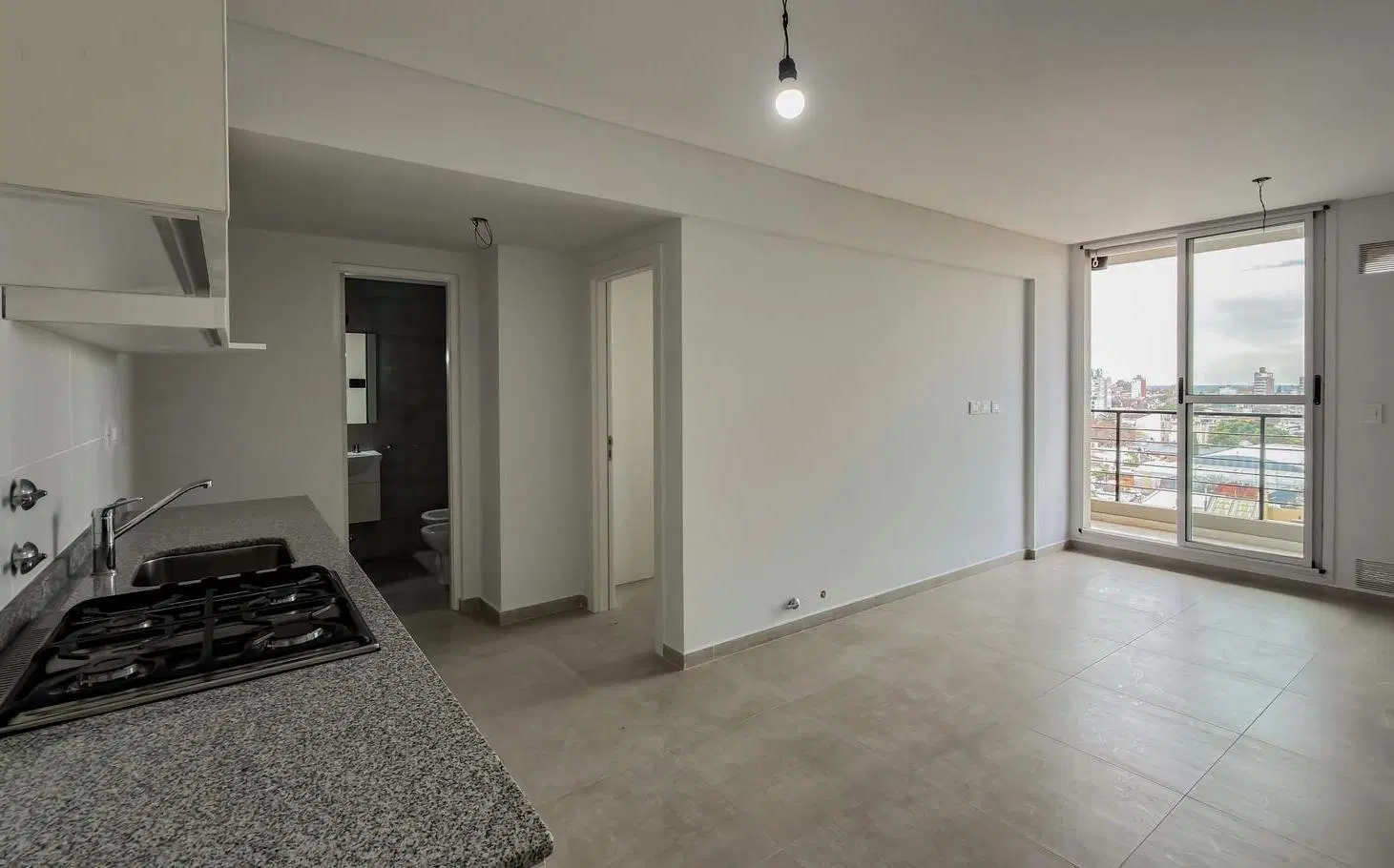 VENTA Departamento a estrenar de un dormitorio al frente, con balcón corrido 8