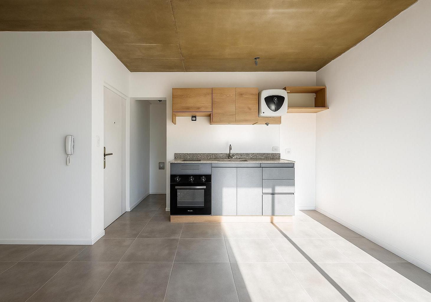 Foto de Venta – Funcional Monoambiente con Balcón en Echesortu, Rosario, imagen 1
