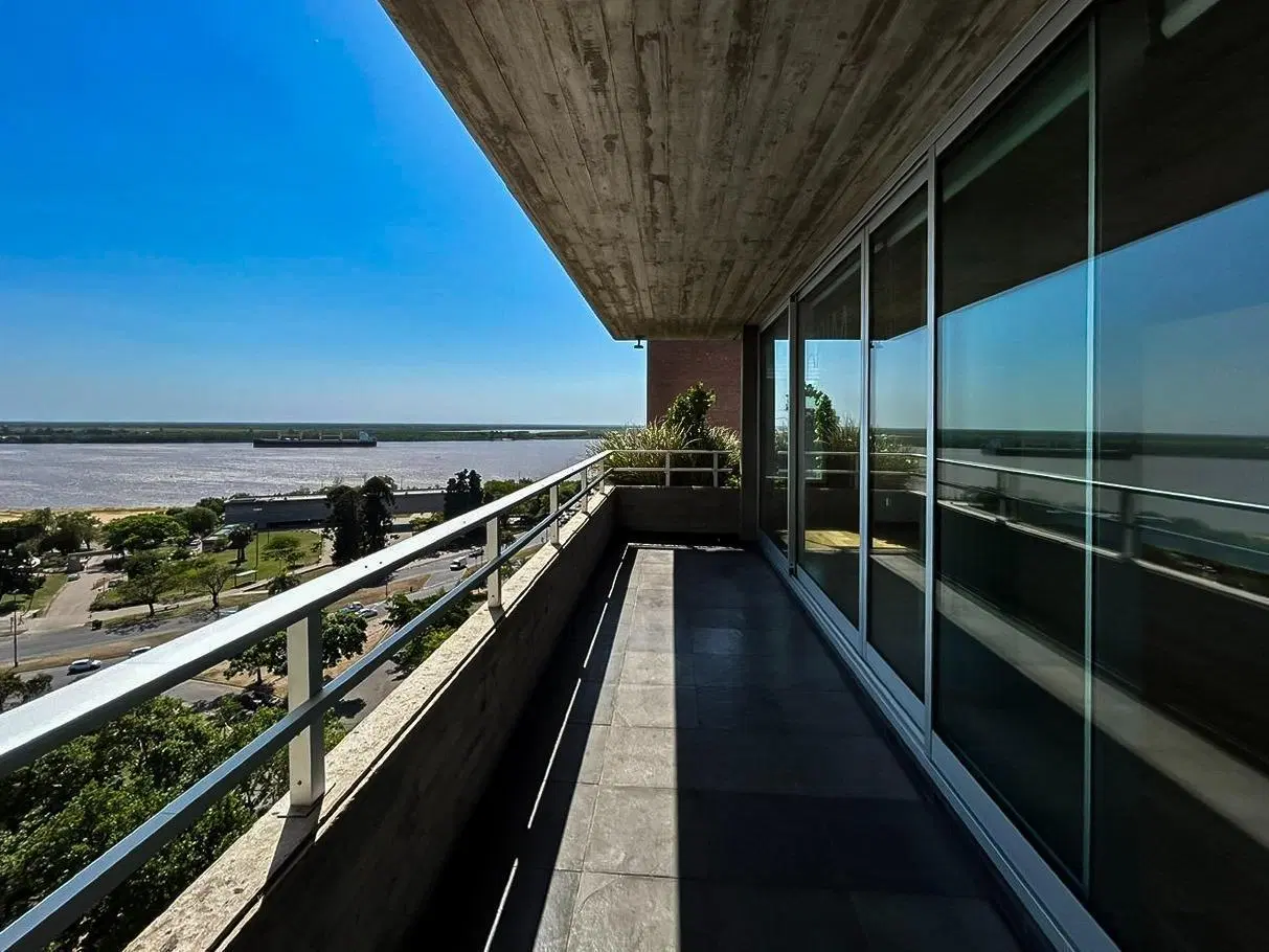Venta Departamento 3 Dorm Duplex con Terraza Exclusiva - Edificio Rio Arriba Premium -  Rio Rosario 1